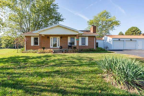 7.5 Acres of Residential Land with Home for Sale in Liberty Township, Ohio