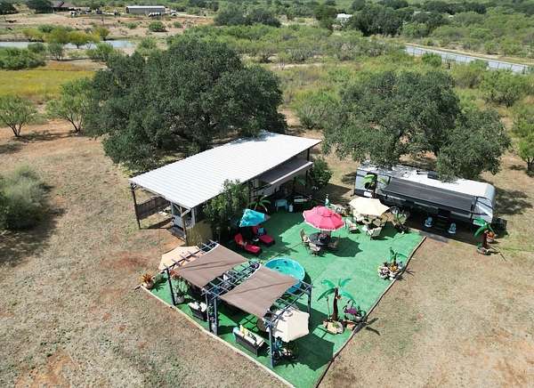 23 Acres of Agricultural Land for Sale in Rochelle, Texas