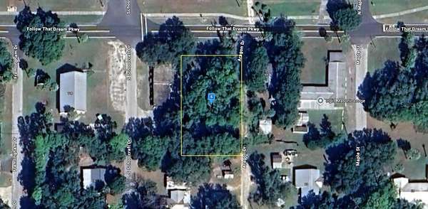 0.38 Acres of Land for Sale in Inglis, Florida