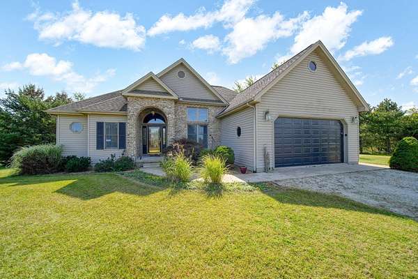 2.84 Acres of Residential Land with Home for Sale in Brooklyn, Michigan