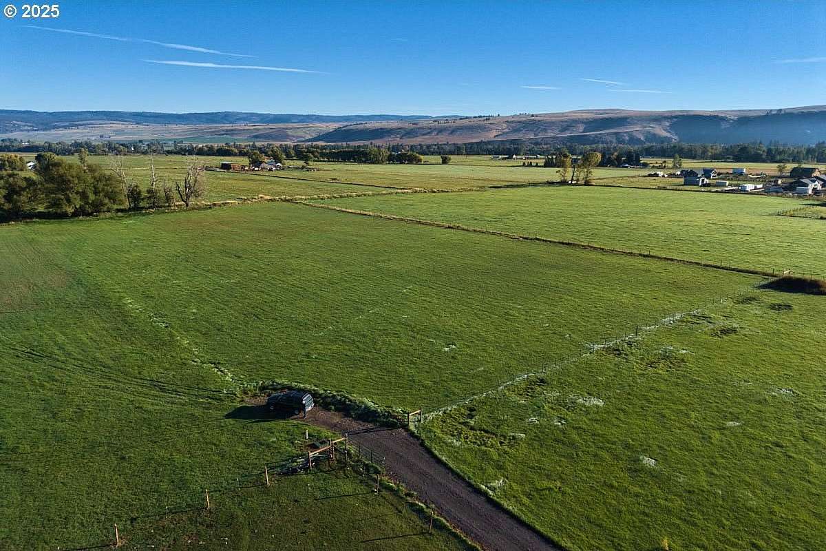 5 Acres of Residential Land for Sale in Wallowa, Oregon