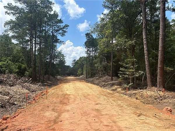 8 Acres of Residential Land for Sale in Covington, Louisiana