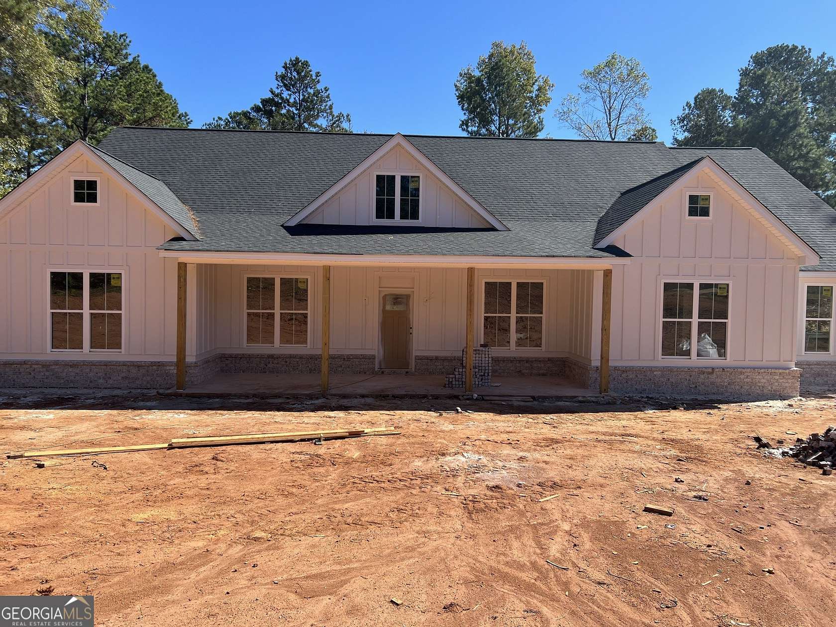 5.9 Acres of Residential Land with Home for Sale in Locust Grove, Georgia