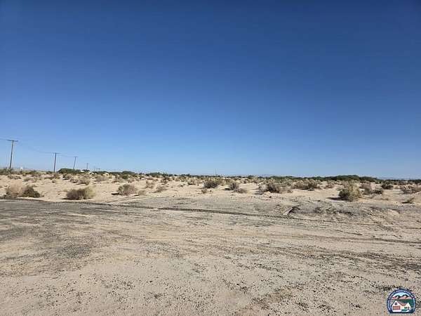 10 Acres of Land for Sale in Westmorland, California