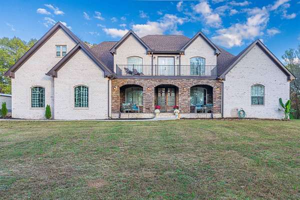 9.1 Acres of Land with Home for Sale in Waterloo, Alabama