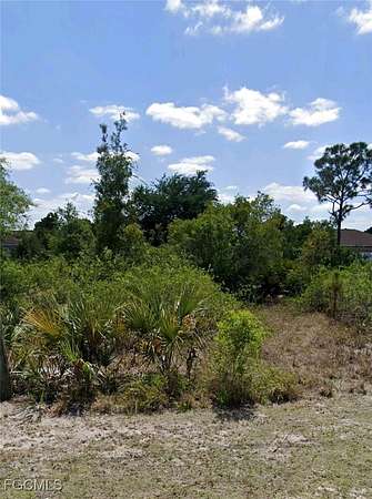 0.25 Acres of Residential Land for Sale in Lehigh Acres, Florida