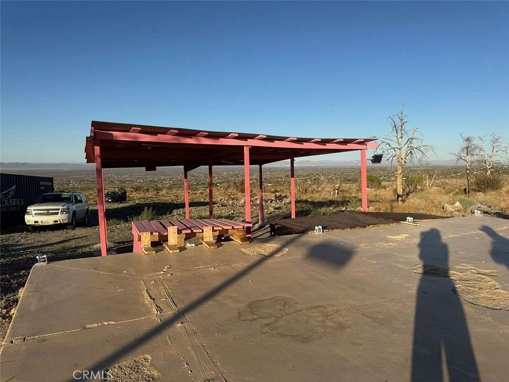 20 Acres of Land for Sale in Llano, California