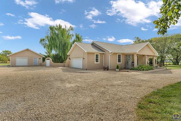 3.54 Acres of Residential Land with Home for Sale in Scranton, Kansas