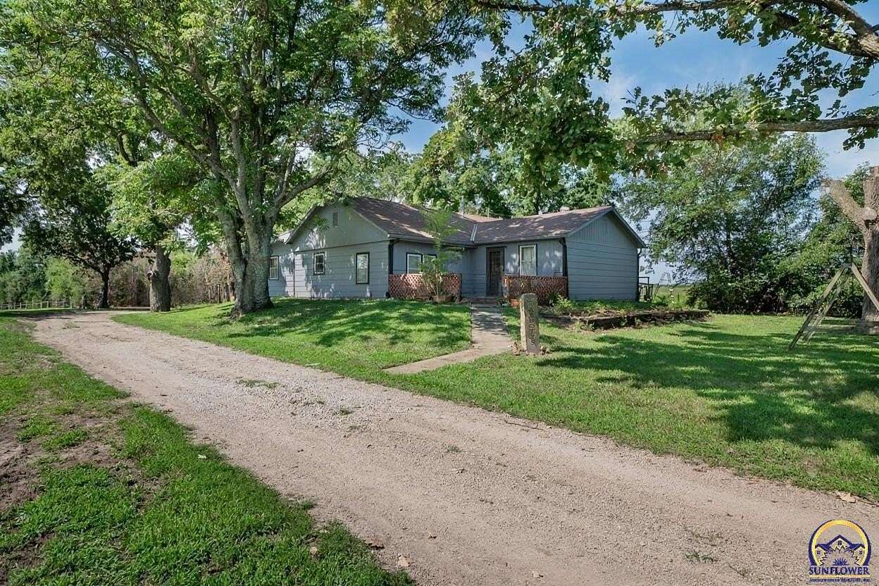 20 Acres of Recreational Land with Home for Sale in Topeka, Kansas