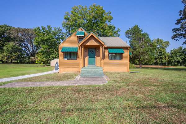 3 Acres of Residential Land with Home for Sale in Brownsville, Tennessee