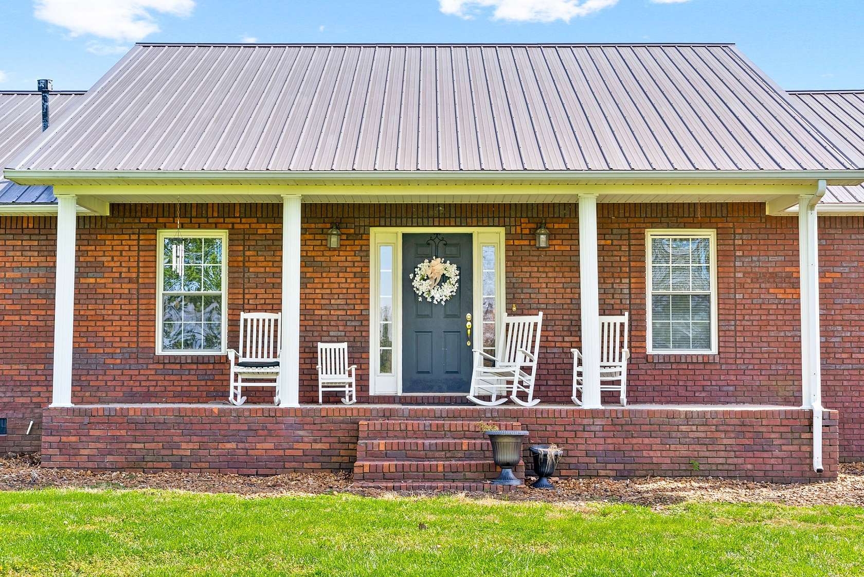 7.19 Acres of Residential Land with Home for Sale in Guthrie, Kentucky