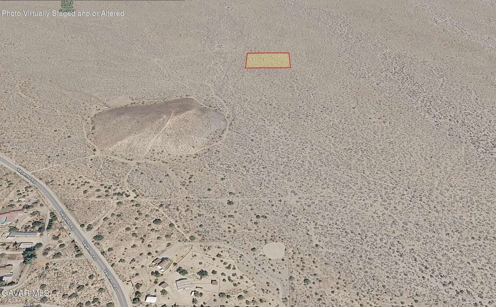 2.42 Acres of Land for Sale in Pearblossom, California