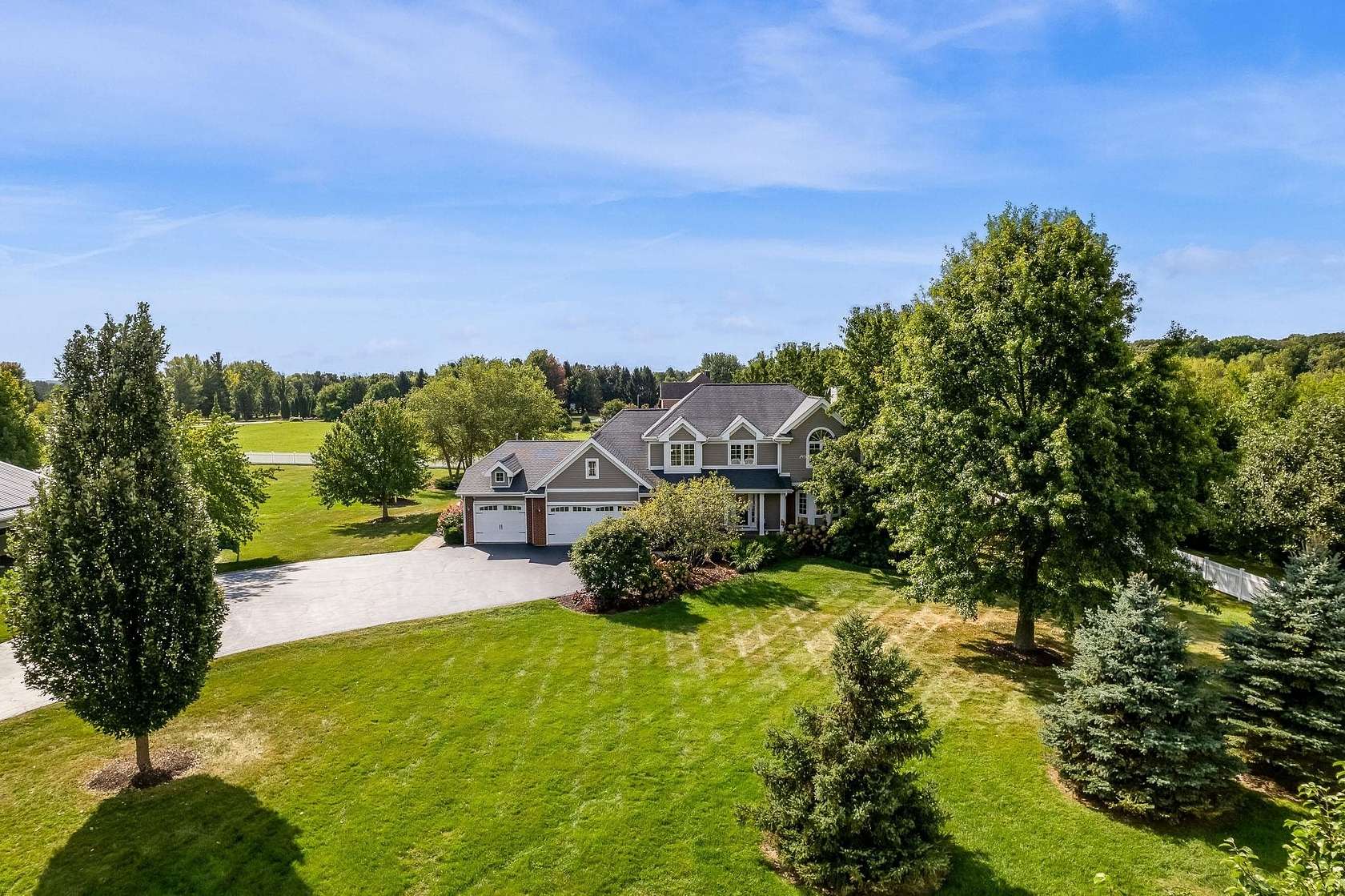 10 Acres of Residential Land with Home for Sale in Rockford, Illinois