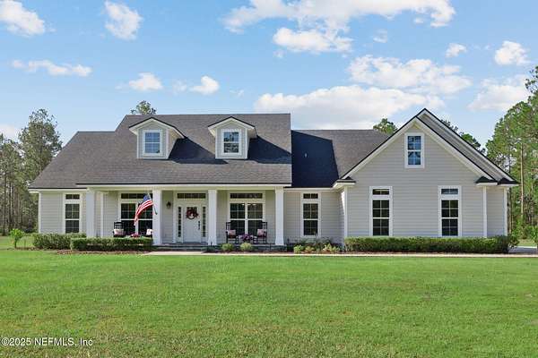 2.9 Acres of Residential Land with Home for Sale in Jacksonville, Florida