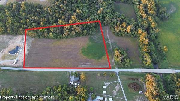 10 Acres of Land for Sale in Worden, Illinois