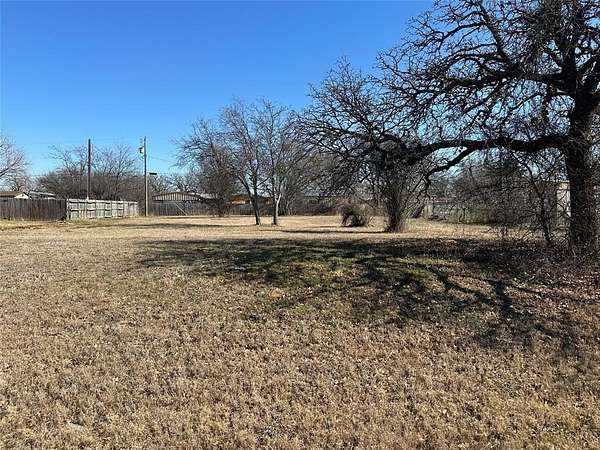 0.39 Acres of Land for Sale in Cleburne, Texas