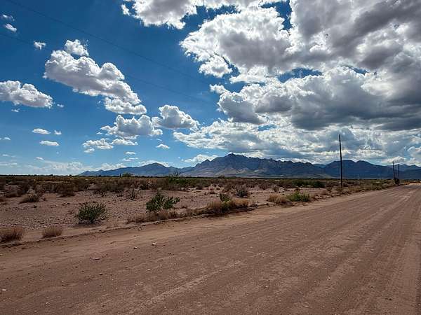 11.1 Acres of Recreational Land for Sale in Rodeo, New Mexico
