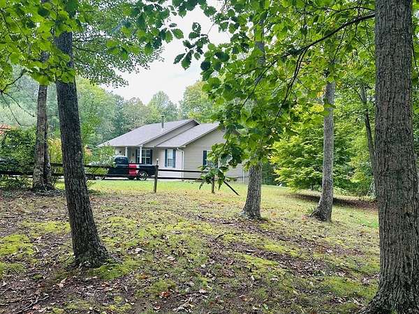 5.3 Acres of Residential Land with Home for Sale in Monterey, Tennessee