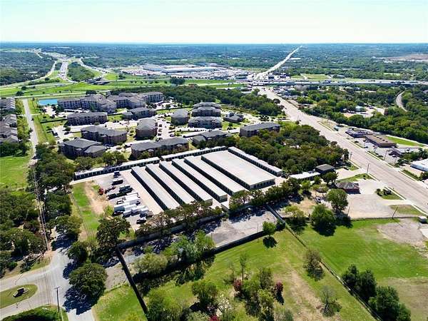2.42 Acres of Improved Mixed-Use Land for Sale in Fort Worth, Texas