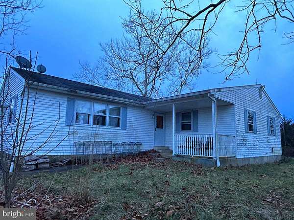 1 Acre of Residential Land with Home for Sale in Southampton Township, New Jersey