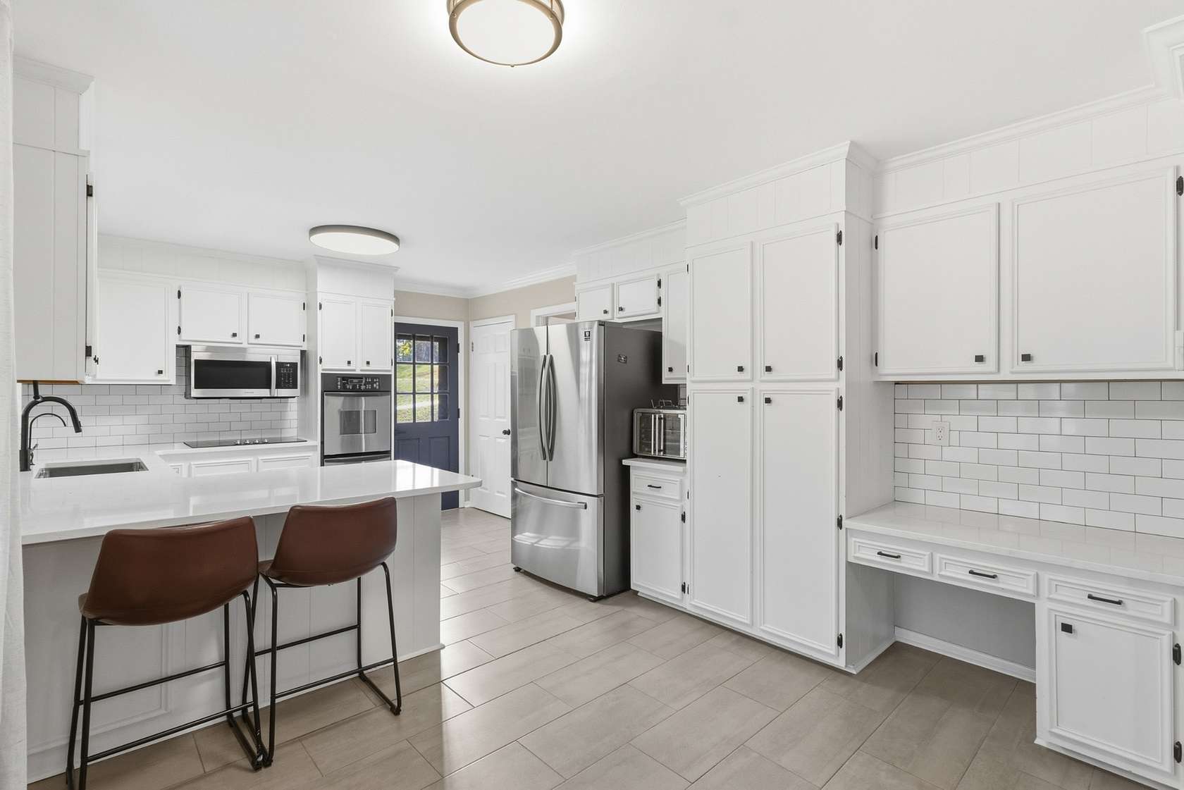 1.69 Acres of Residential Land with Home for Sale in Hendersonville, Tennessee