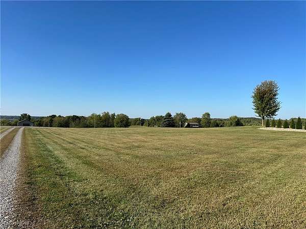 2 Acres of Land for Sale in Walnut Creek, Ohio