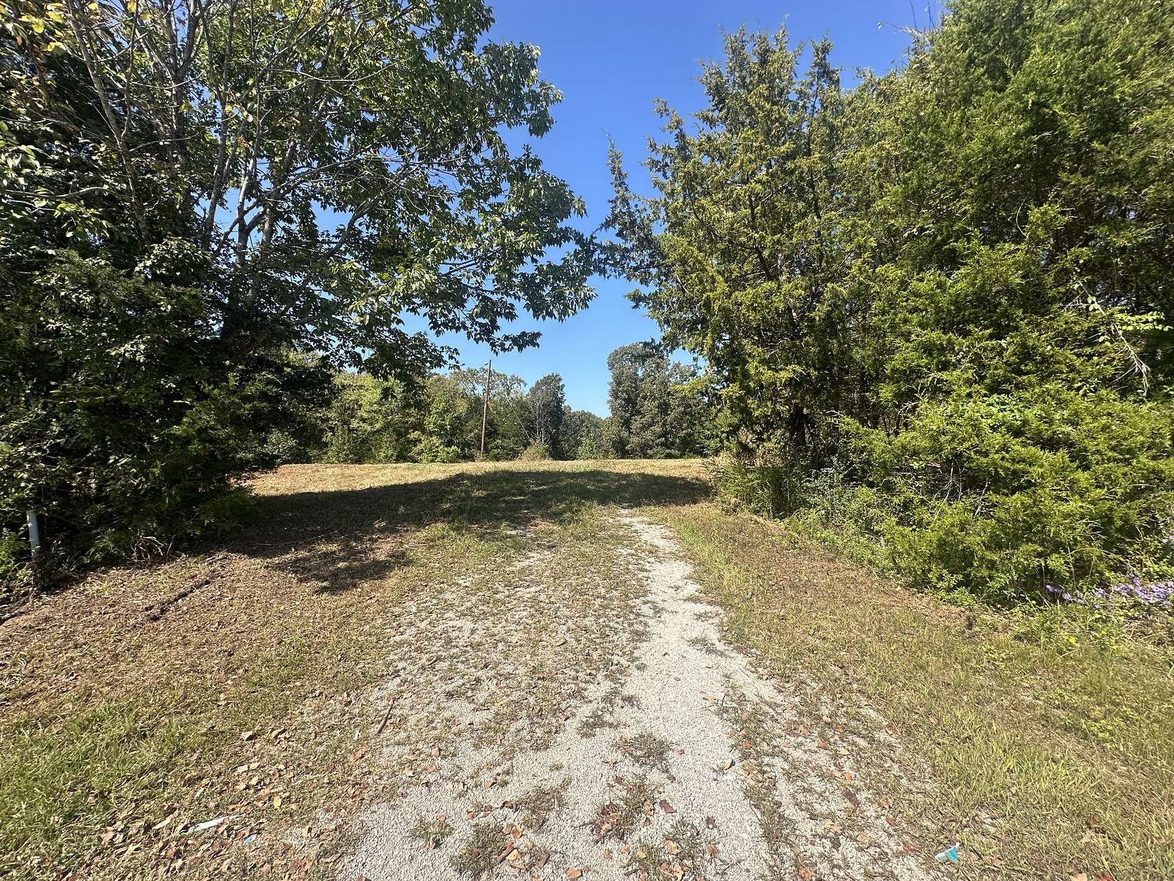 8 Acres of Residential Land for Sale in Sparta, Tennessee