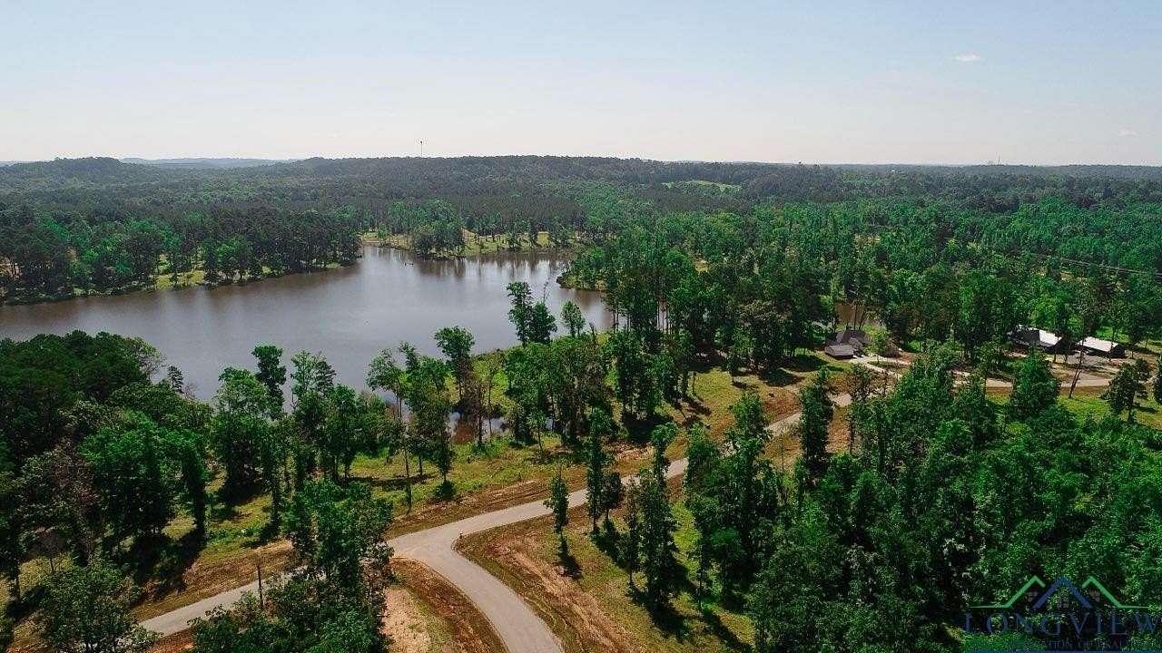 2 Acres of Residential Land for Sale in Hallsville, Texas