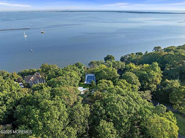 1.57 Acres of Residential Land for Sale in Atlantic Highlands, New Jersey