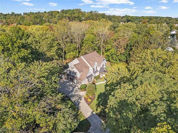 5.27 Acres of Residential Land with Home for Sale in Canton, Ohio