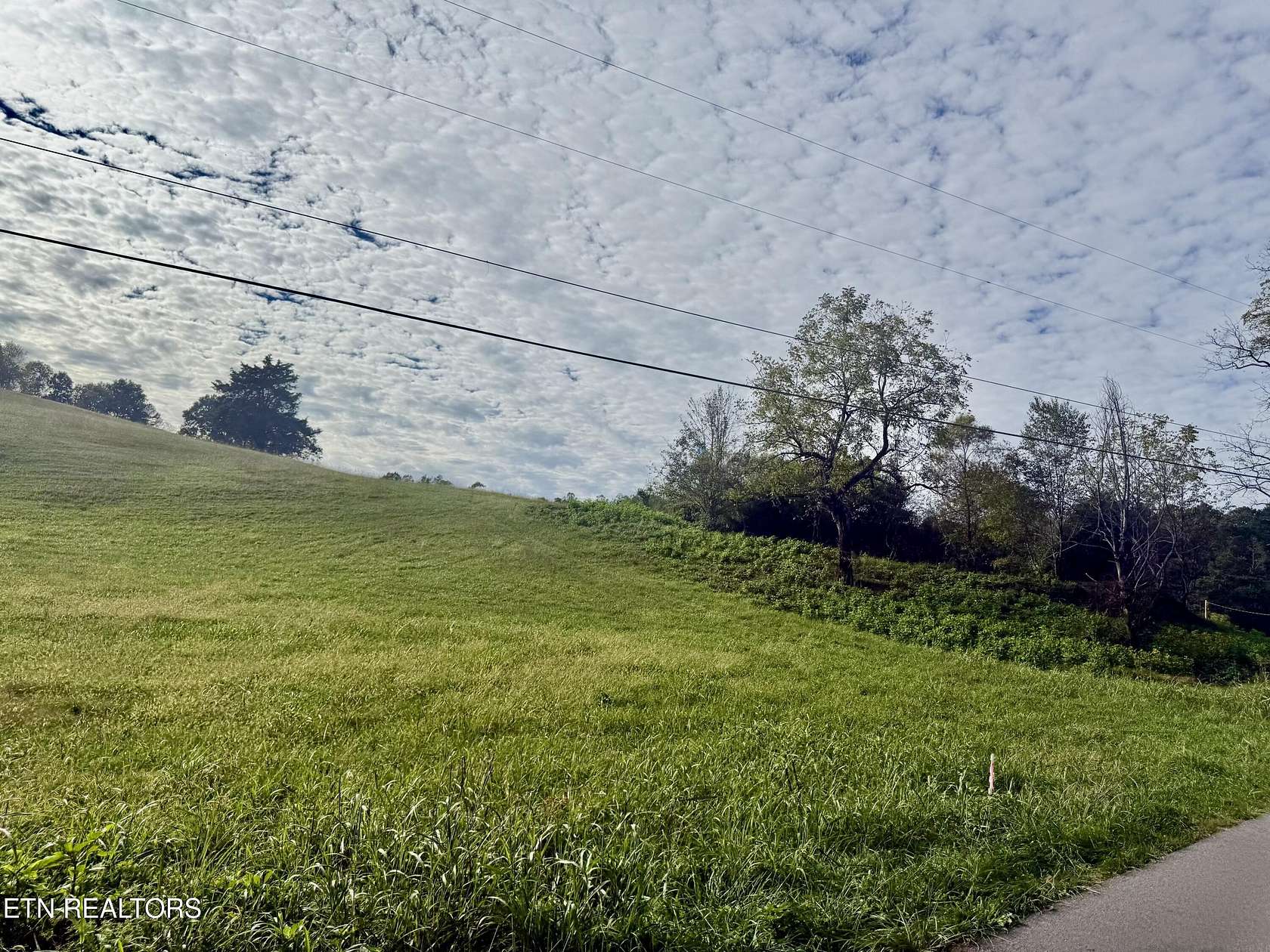 5.12 Acres of Land for Sale in New Tazewell, Tennessee