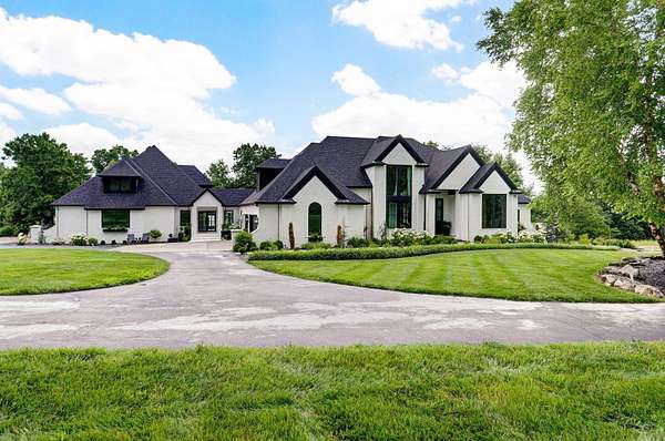 7.48 Acres of Land with Home for Sale in Billings, Missouri