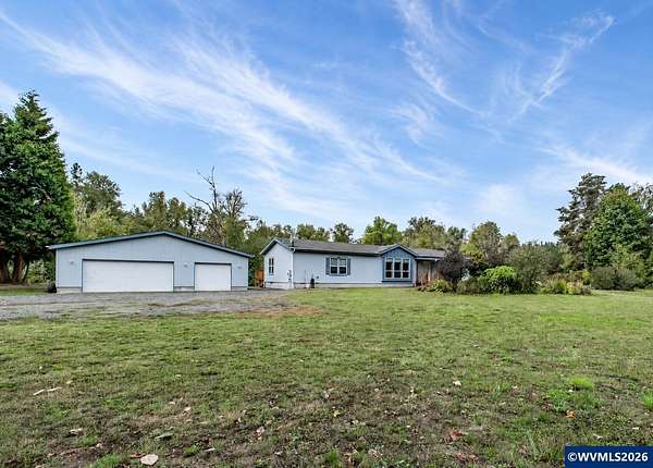 8.57 Acres of Land with Home for Sale in Stayton, Oregon