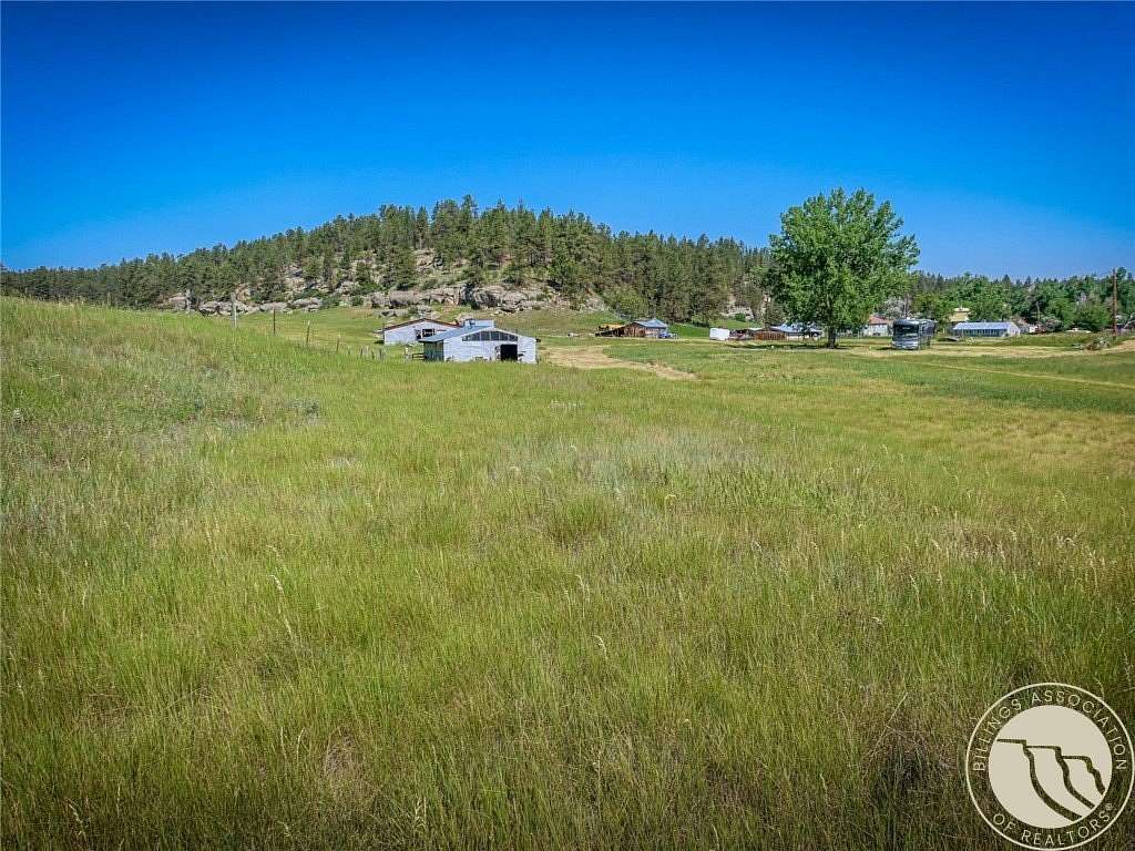 20 Acres of Land with Home for Sale in Roundup, Montana