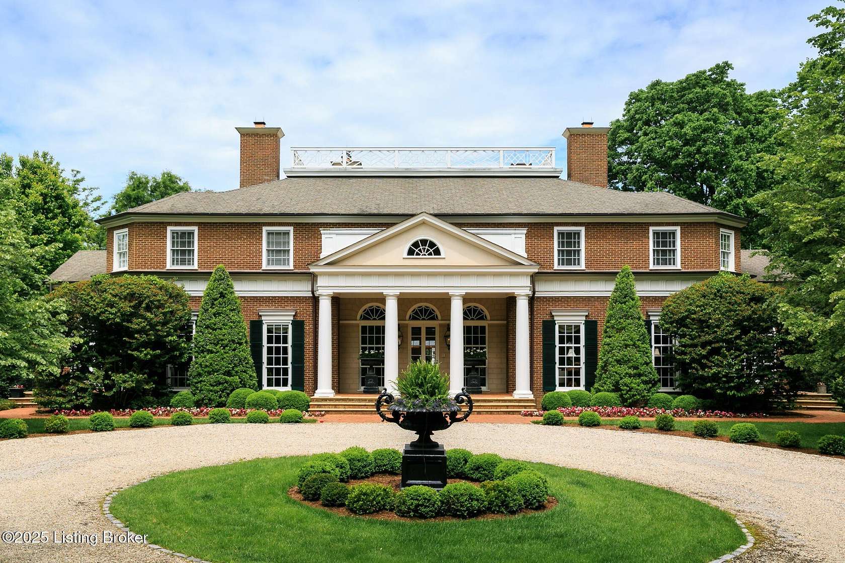 6.7 Acres of Residential Land with Home for Sale in Glenview, Kentucky