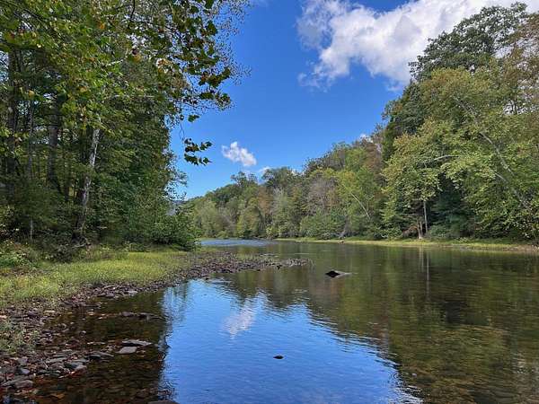 4.25 Acres of Residential Land for Sale in Lewisburg, West Virginia