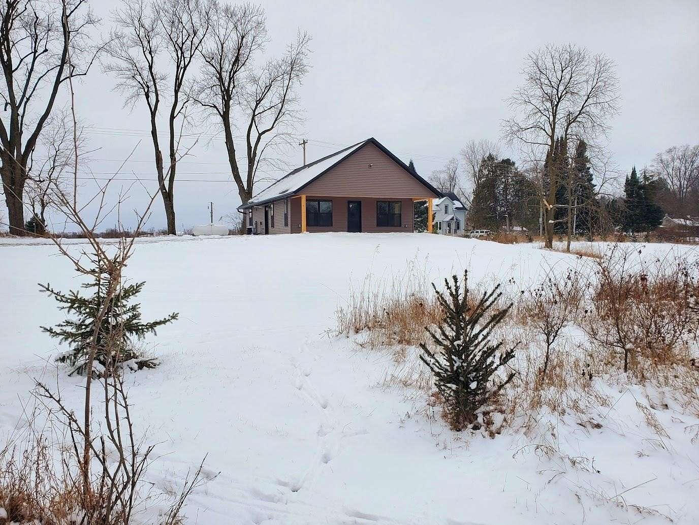 5.3 Acres of Residential Land with Home for Sale in Clintonville, Wisconsin