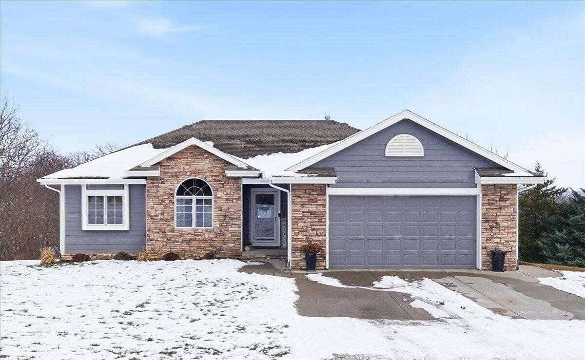 13.5 Acres of Land with Home for Sale in Glenwood, Iowa