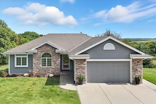 13.5 Acres of Land with Home for Sale in Glenwood, Iowa