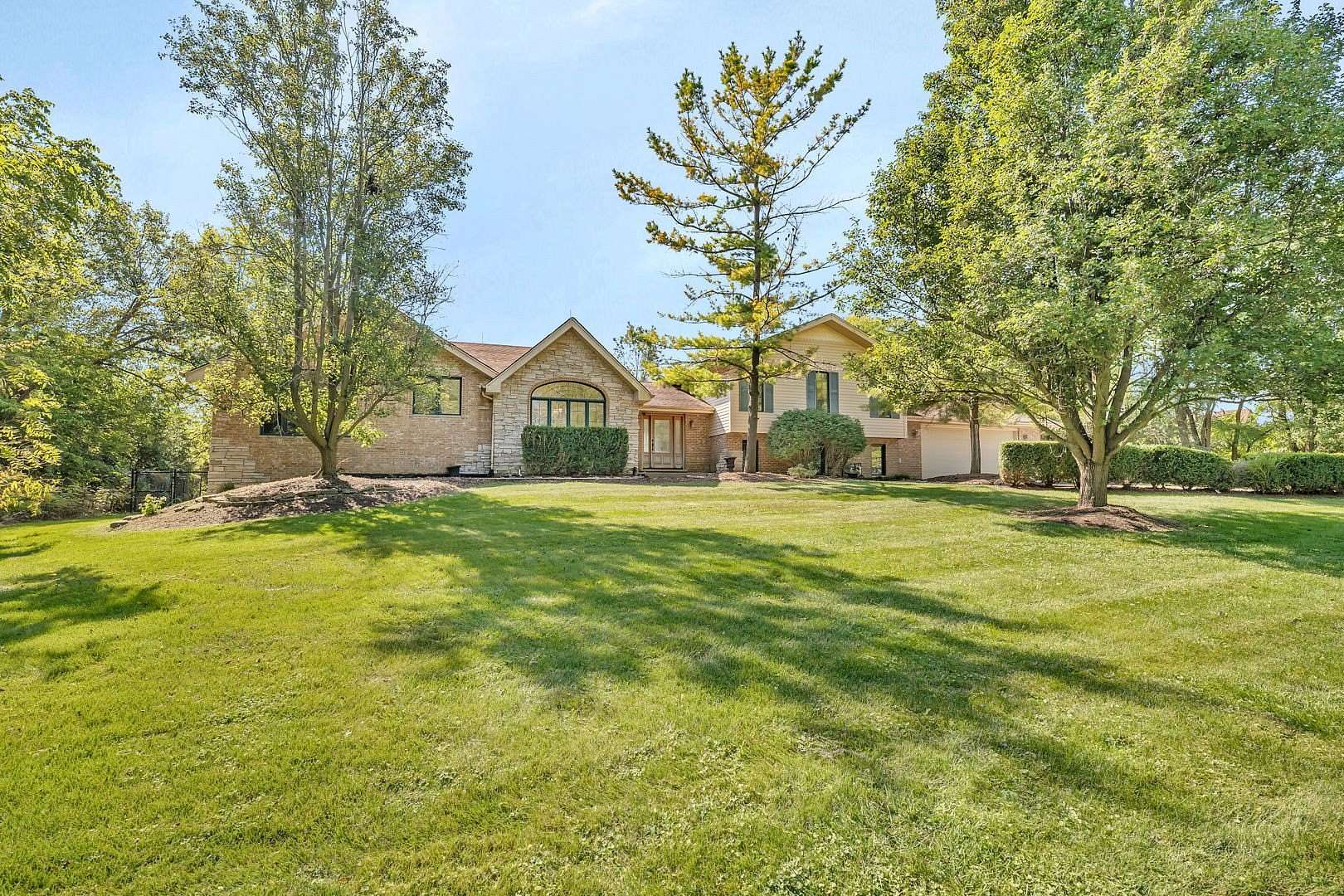 5.23 Acres of Land with Home for Sale in Frankfort, Illinois