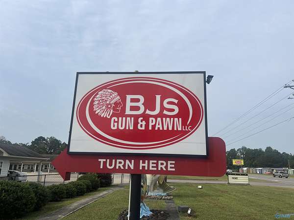 9 Acres of Improved Commercial Land for Sale in Centre, Alabama