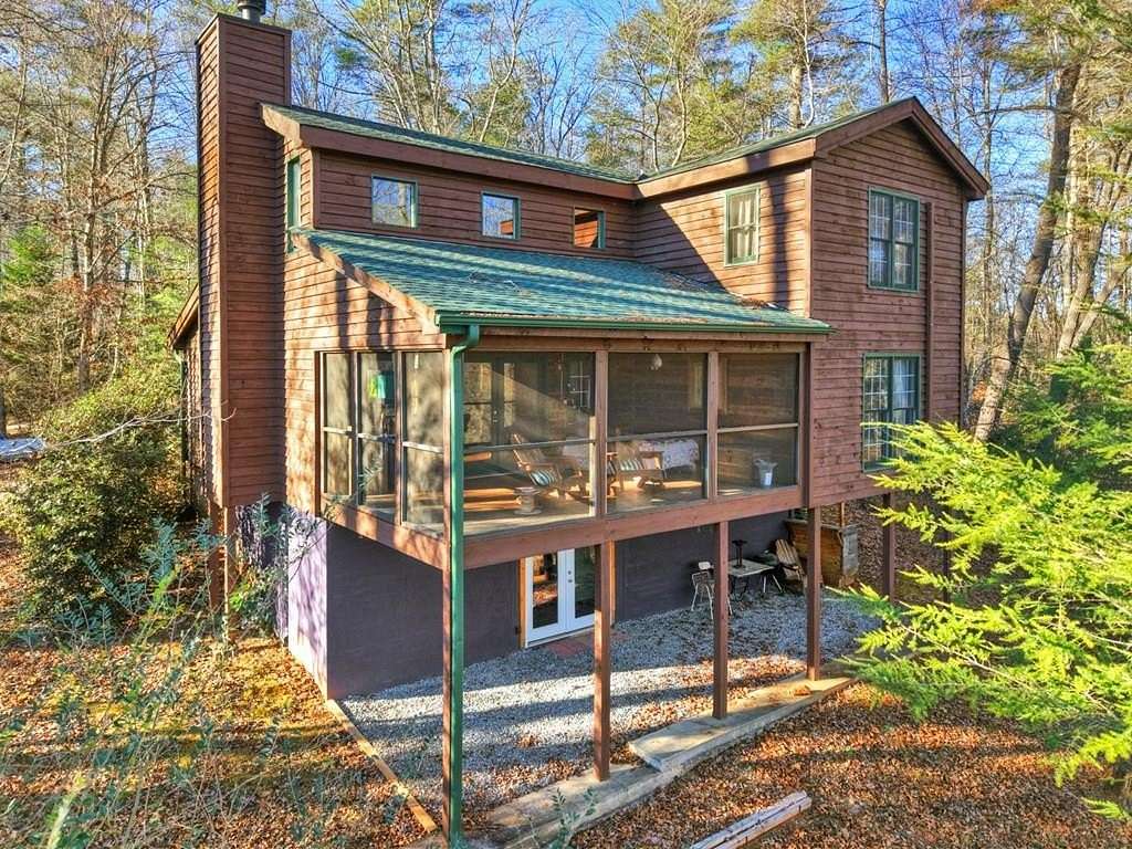 1.5 Acres of Land with Home for Sale in Blue Ridge, Georgia