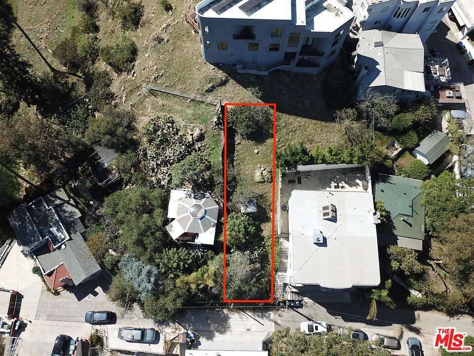 0.06 Acres of Land for Sale in Los Angeles, California