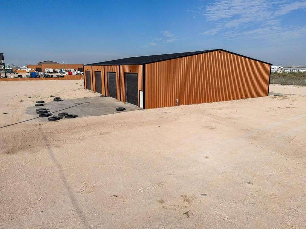 4.58 Acres of Improved Commercial Land for Sale in Odessa, Texas