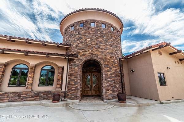 3.48 Acres of Residential Land with Home for Sale in Farmington, New Mexico