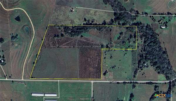 45 Acres of Agricultural Land for Sale in Weimar, Texas