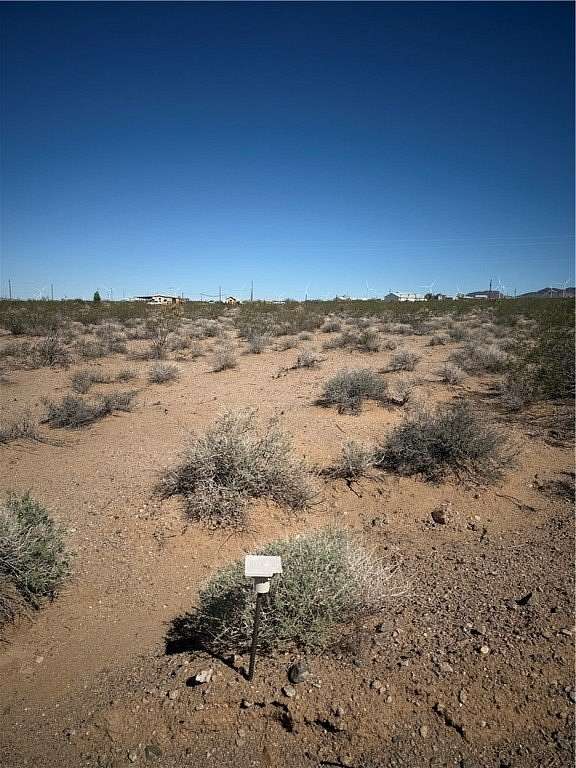 1 Acre of Land for Sale in White Hills, Arizona