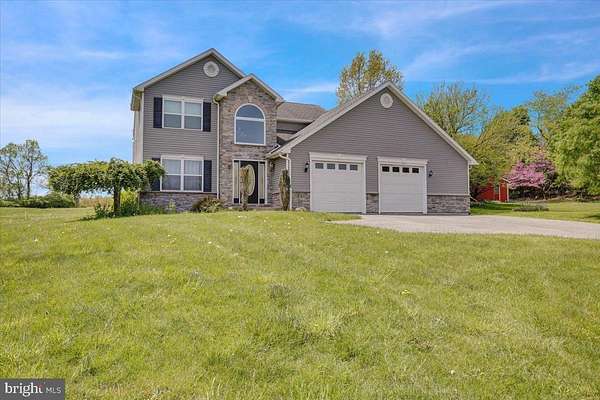 3.1 Acres of Residential Land with Home for Sale in Reading, Pennsylvania