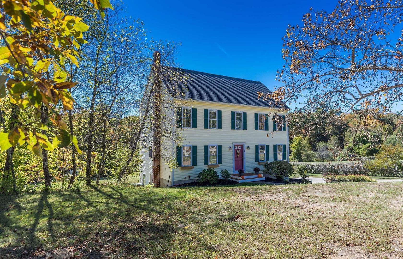 3.38 Acres of Residential Land with Home for Sale in Fremont, New Hampshire