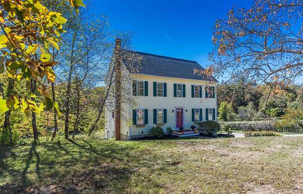 3.38 Acres of Residential Land with Home for Sale in Fremont, New Hampshire